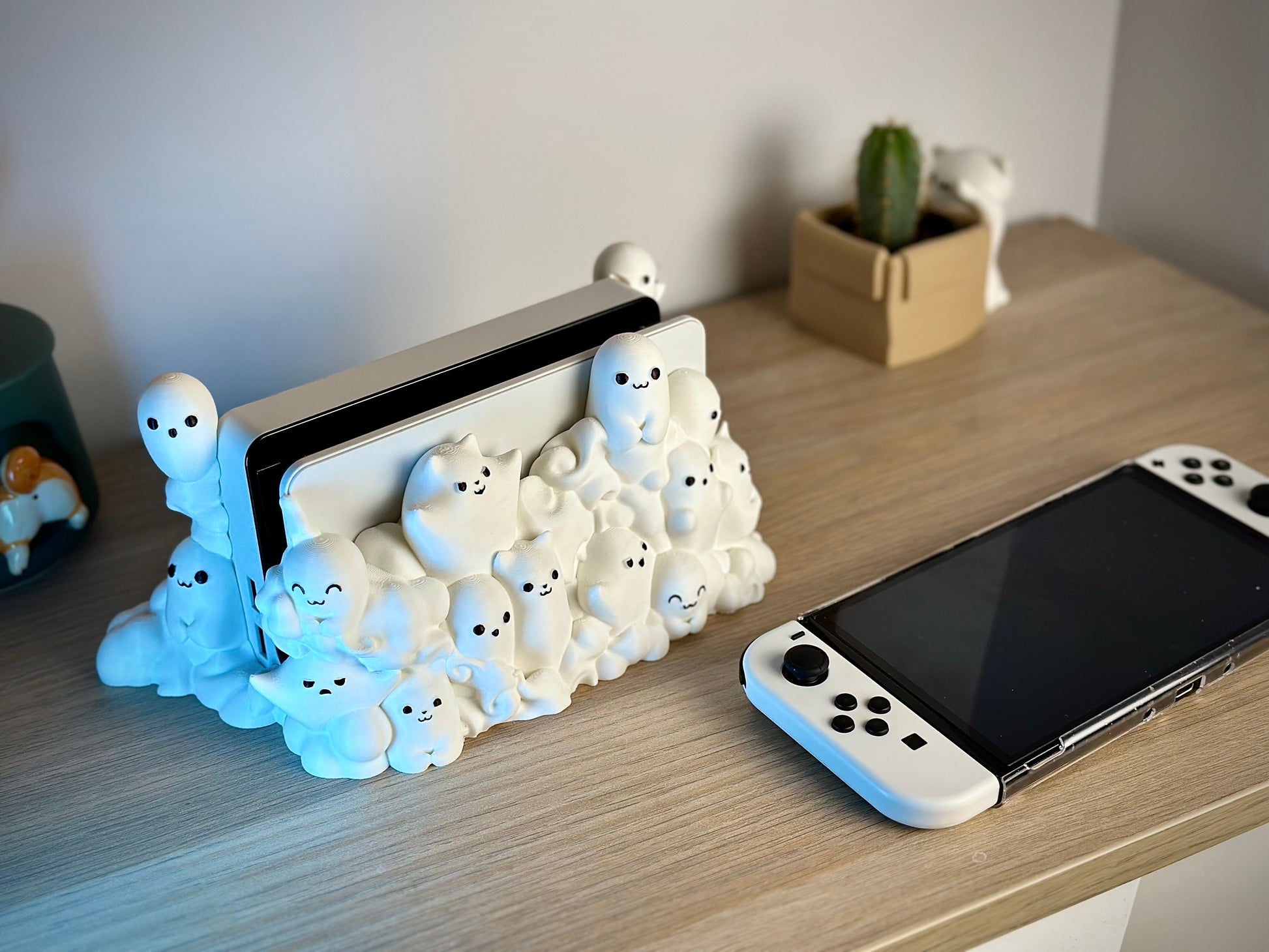 Ghost Switch Dock - Xeon Crafts