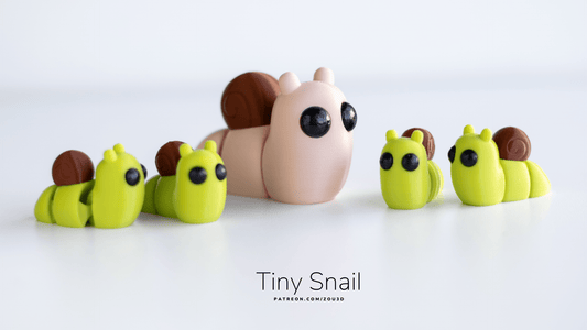 Tiny Snail Keychain / Model - Xeon Crafts