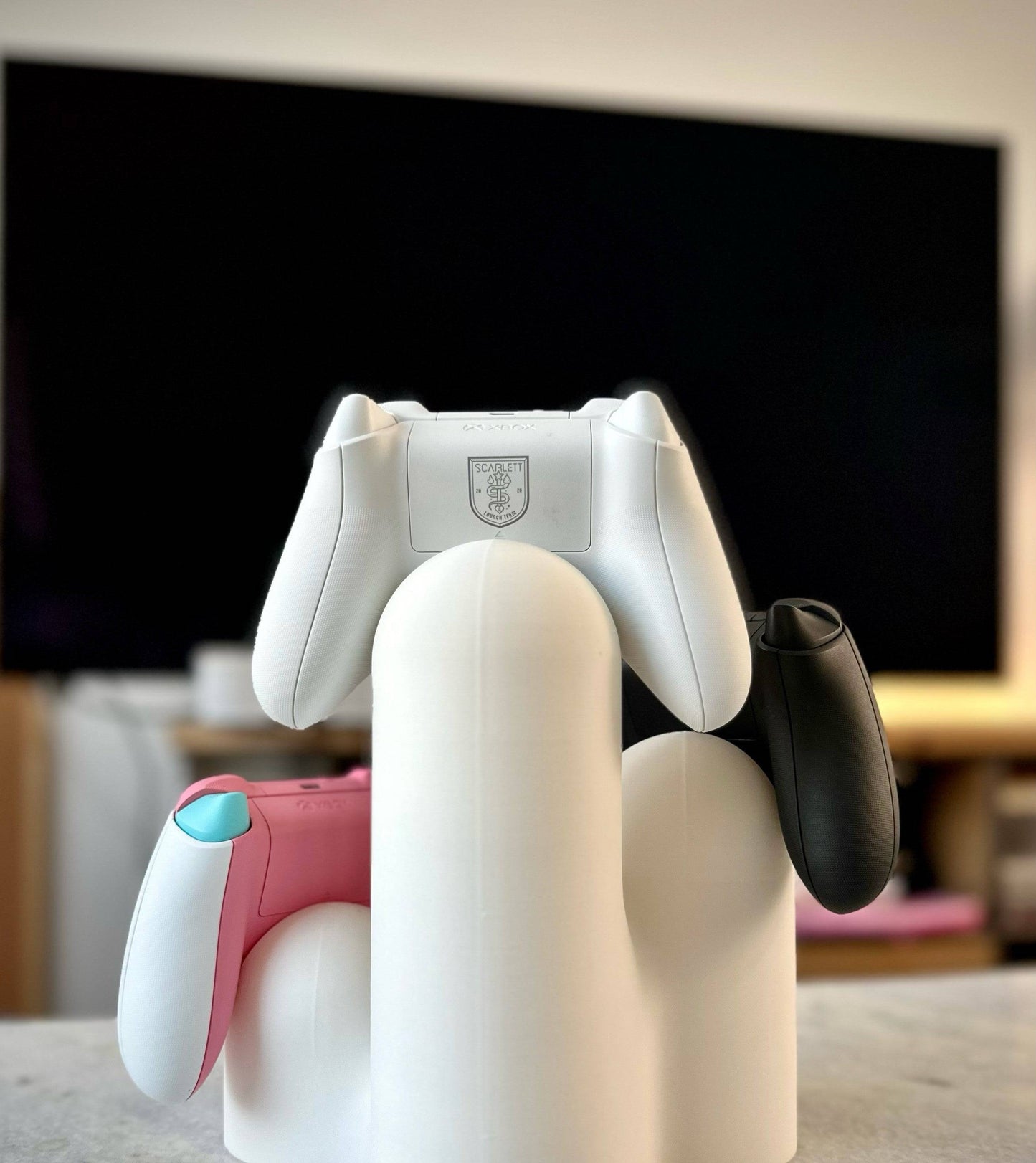 Modern Triple Controller Holder - Xeon Crafts