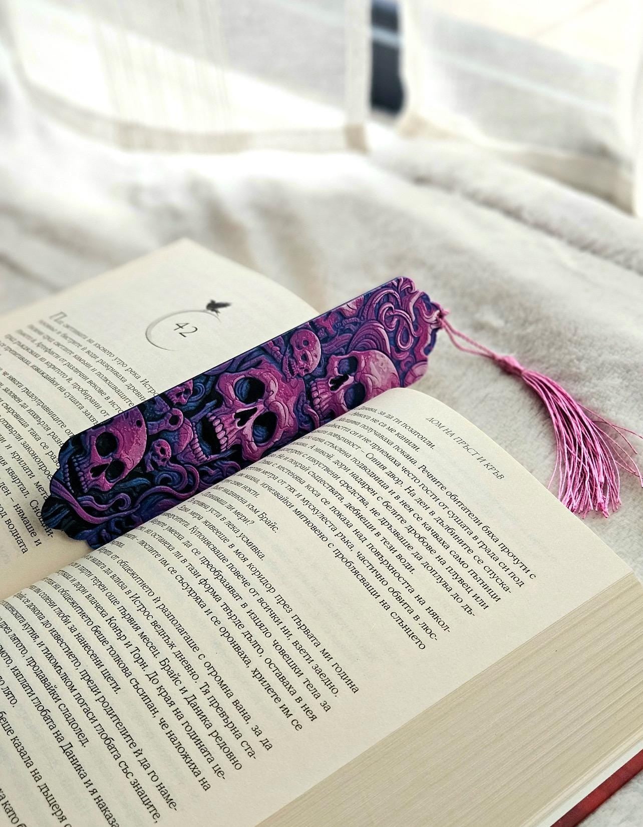 Magenta Skullture Bookmark
