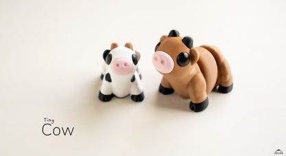 Tiny Cow Keychain / Model