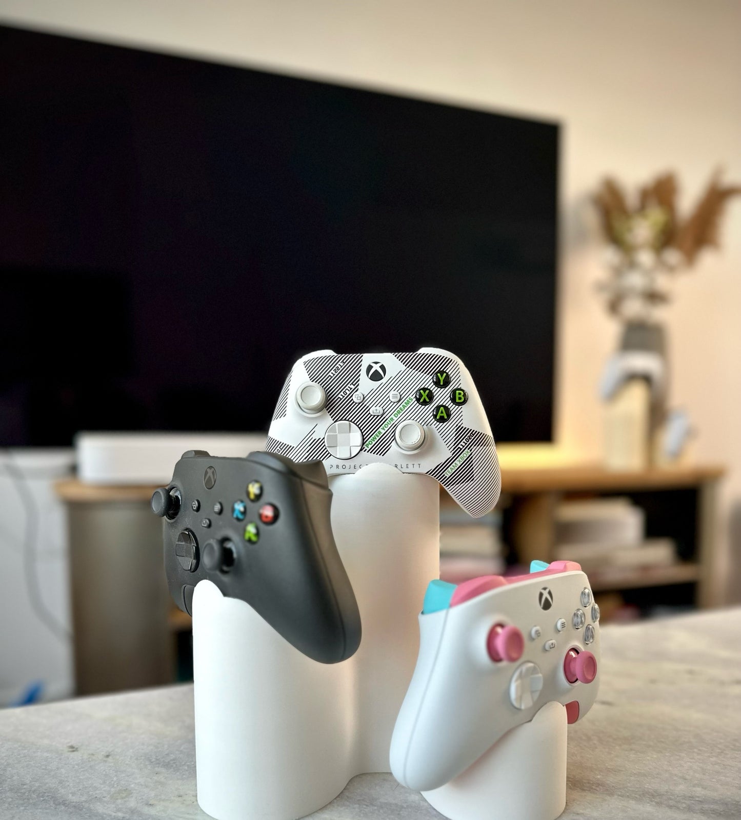 Modern Triple Controller Holder