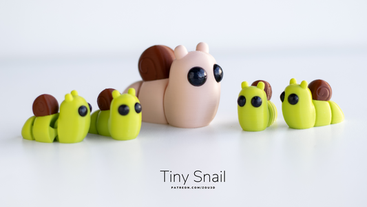 Tiny Snail Keychain / Model