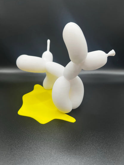 Peeing Balloon Dog