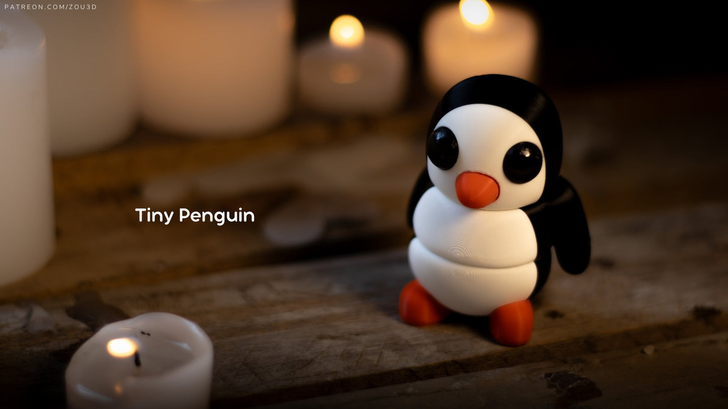 Tiny Penguin Keyring / Model