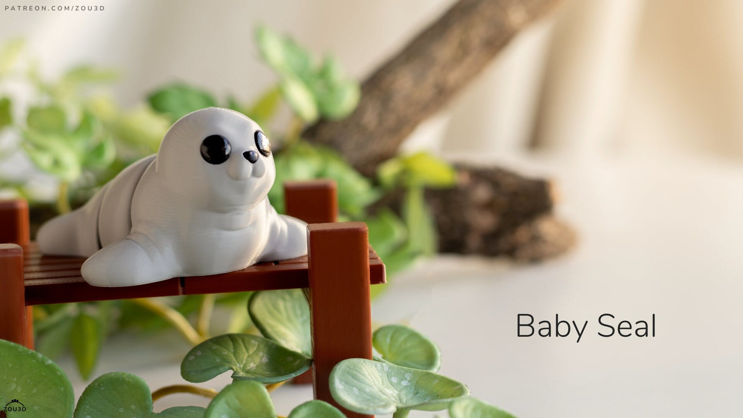 Baby seal (with dock) Keyring / Model