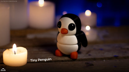 Tiny Penguin Keyring / Model