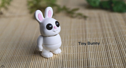 Tiny Bunny Keyring / Model