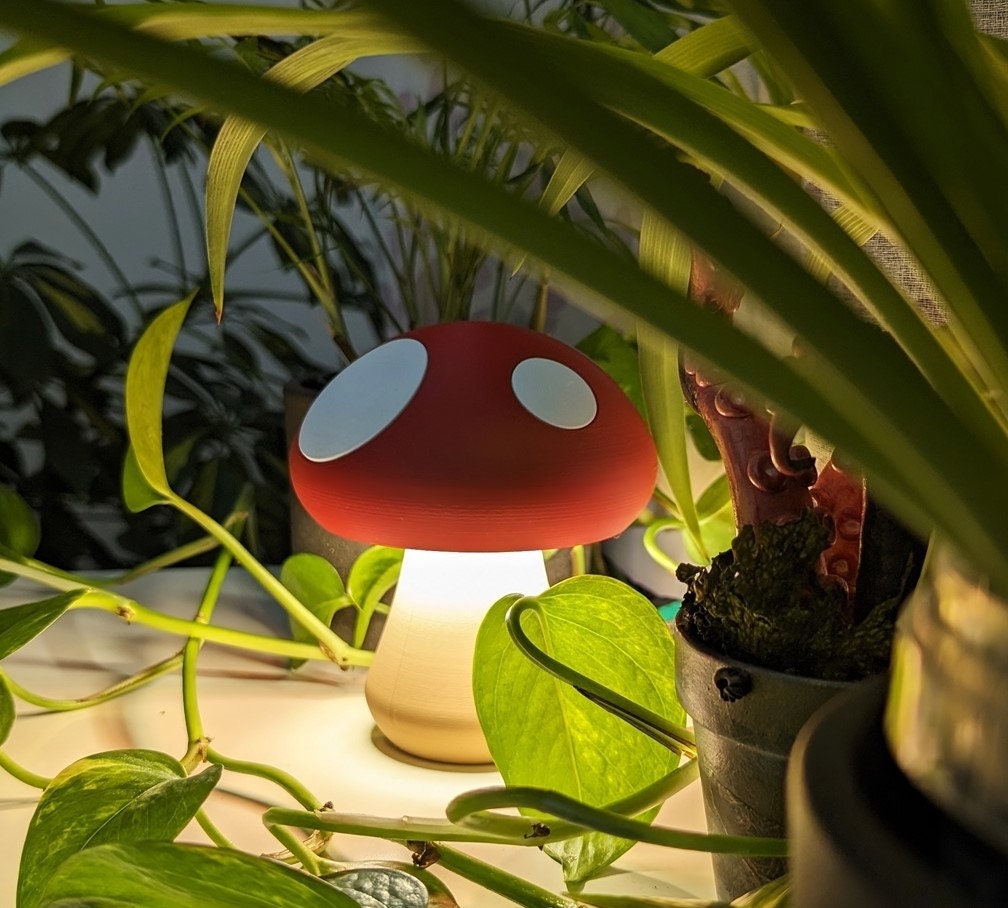 Mushroom Desk Lamp / USB Powered