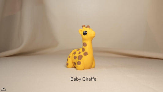 Baby Giraffe Keyring / Model