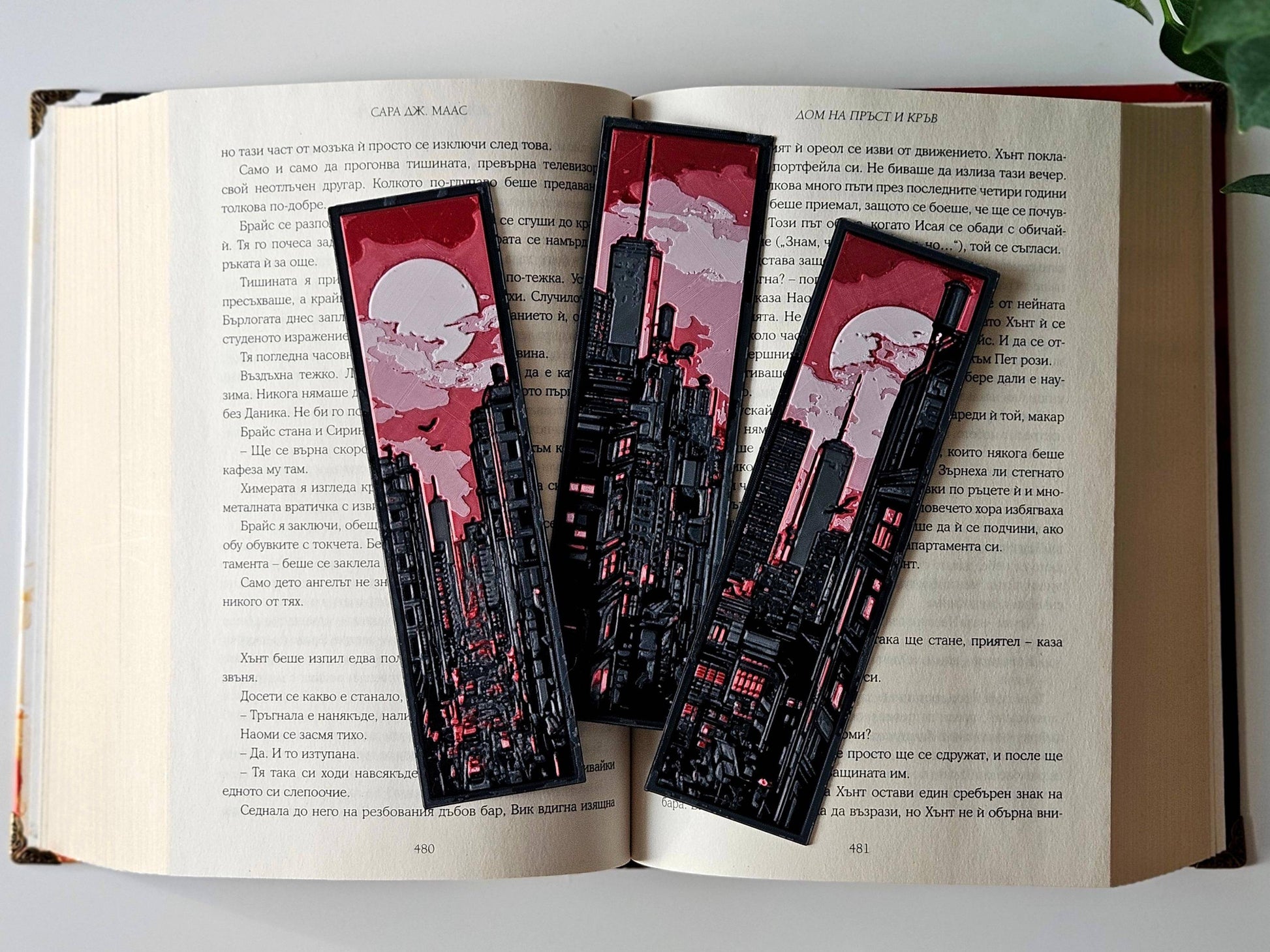 Endless Metropolis Bookmark set