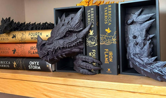 Dragon Head & Tail Book Nook
