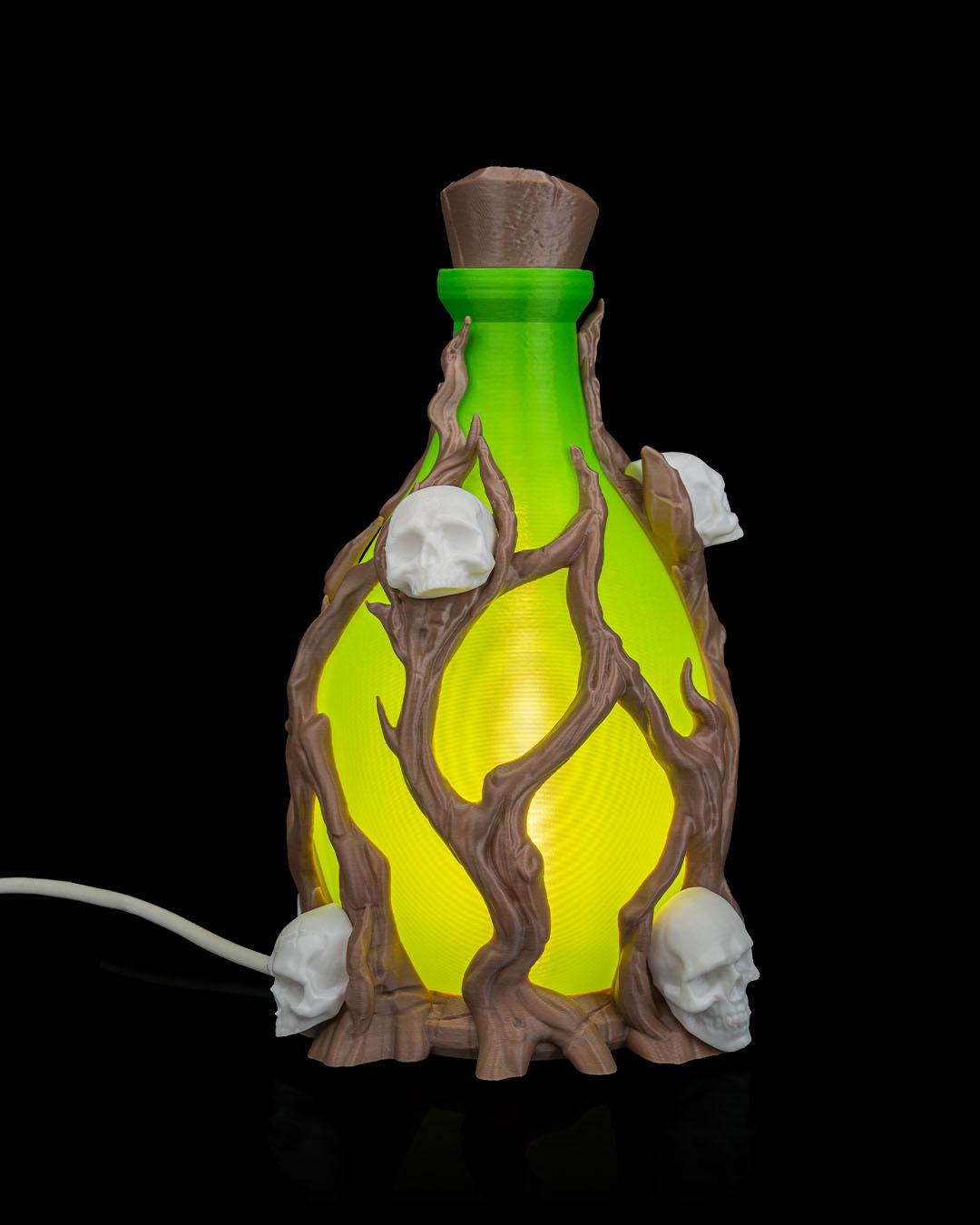 Deadly Sip Table Lamp | Halloween Decoration