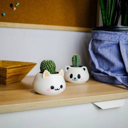 Cute Cat Planter - Xeon Crafts 