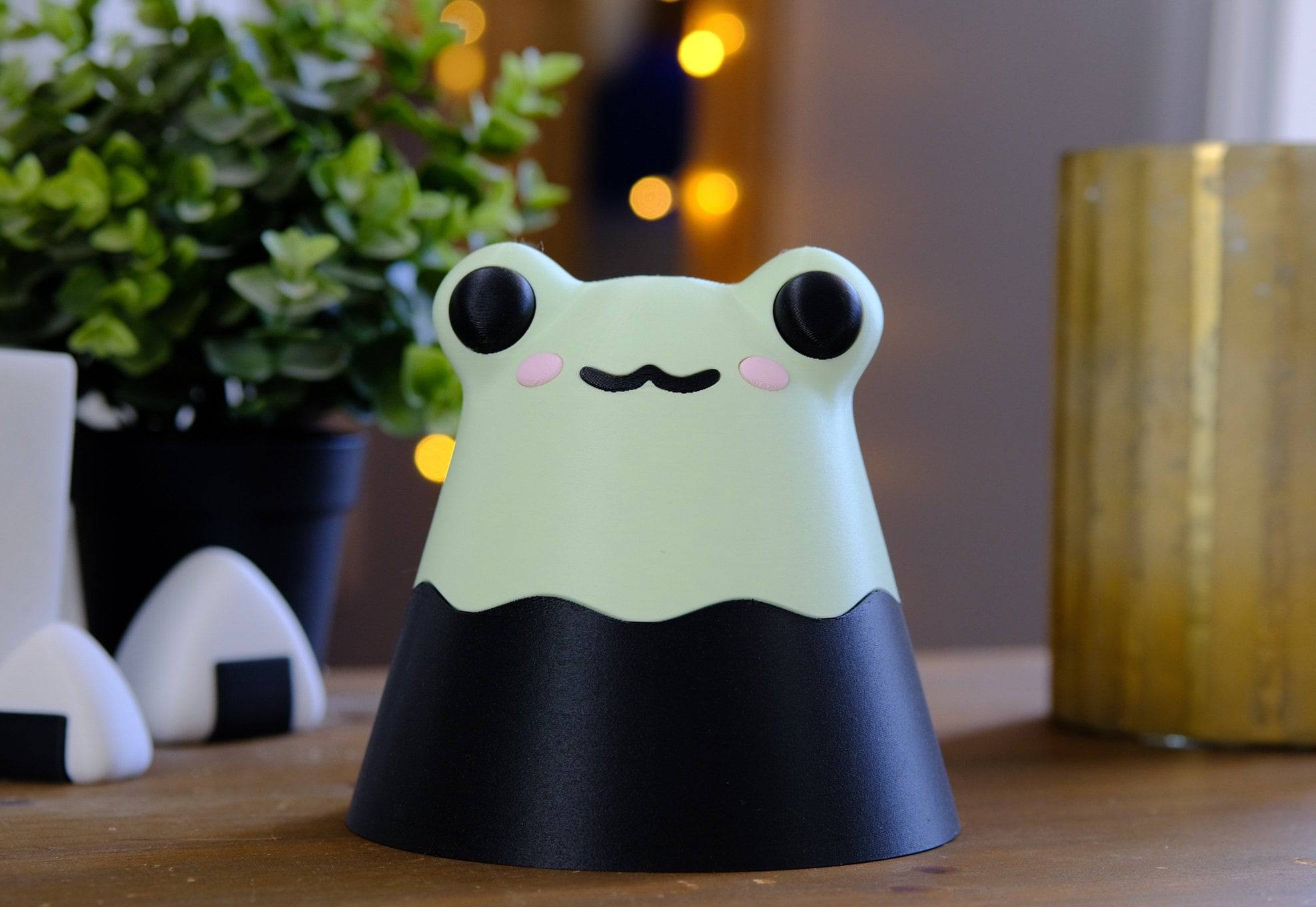 Kawaii Frog Loot Box - Xeon Crafts 