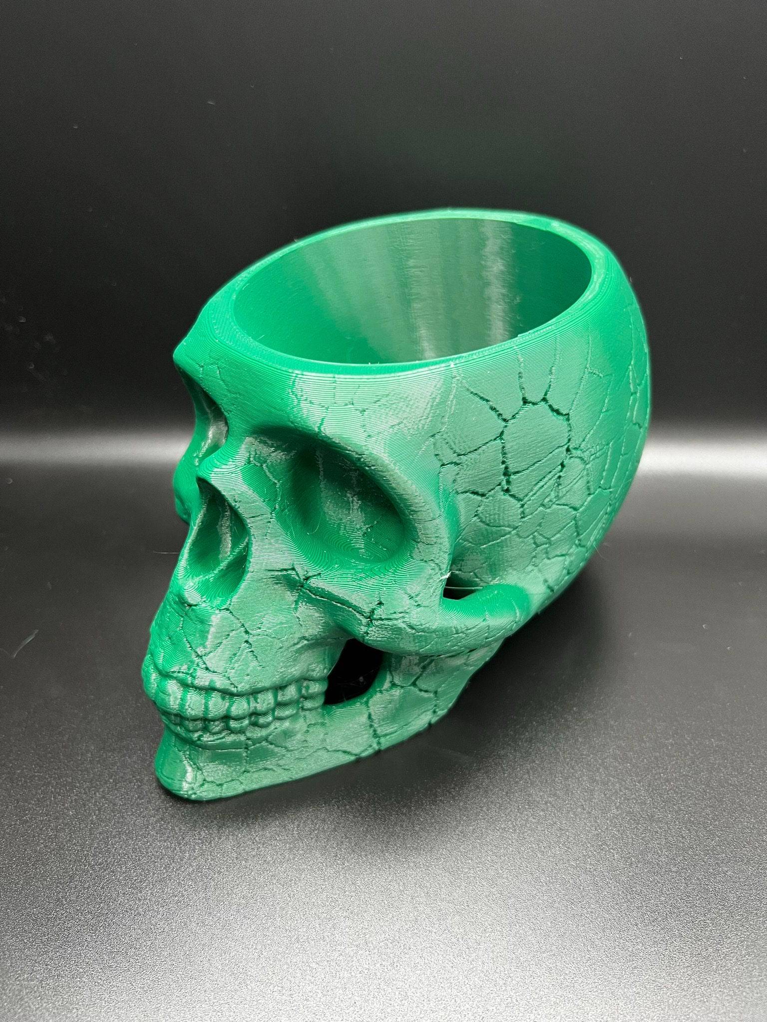 Cracked Skull Bowl - Xeon Crafts 