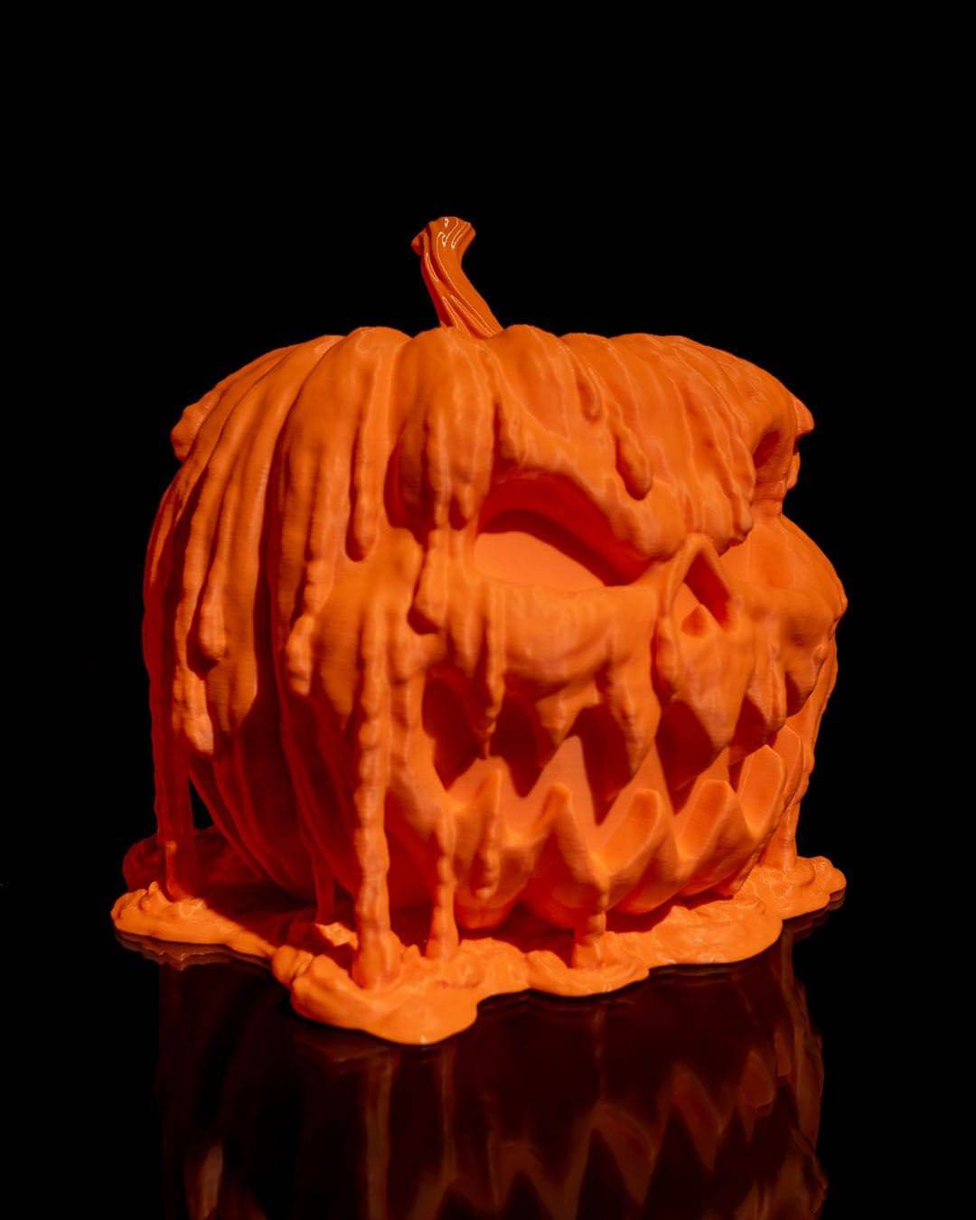 Melting Pumpkin Light & Projector | Halloween Decor - Xeon Crafts 
